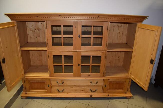 komoda z drewna świerkowego - jak nowa