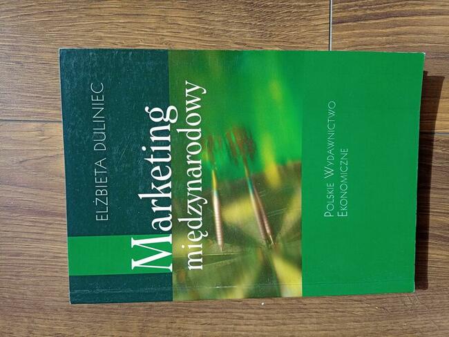 Książki - związki zawodowe, futurologia, marketing