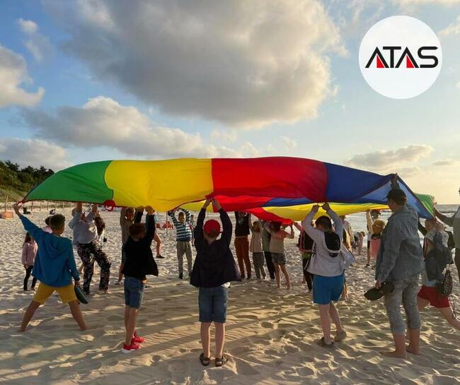 Obozy dla dzieci i młodzieży w Polsce i za granicą 2025