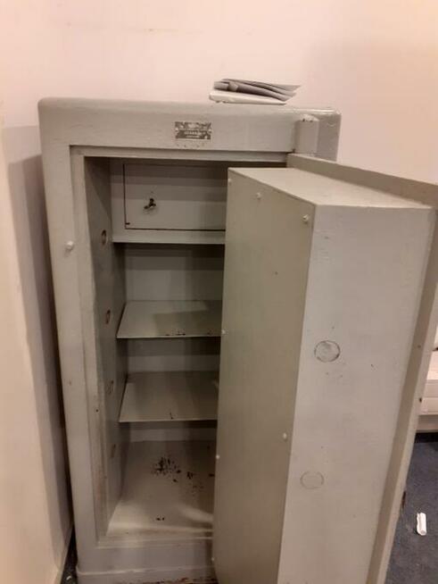 Oddam za darmo Kasy pancerne-sejfy