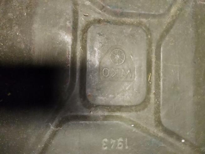 Kanister niemiecki Wermacht 1943 rok