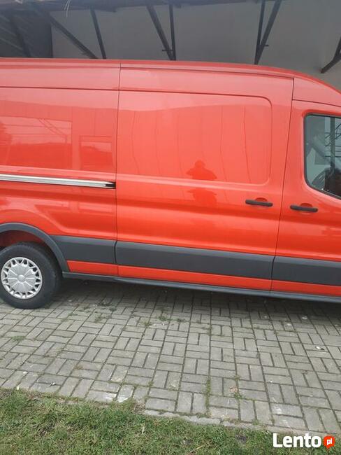 Transport busem pomoc w przewozie