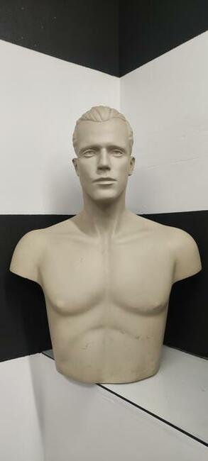 Wyposażenie sklepu odzieżowego