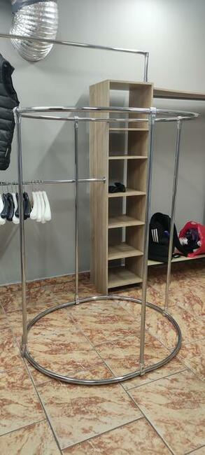 Wyposażenie sklepu odzieżowego