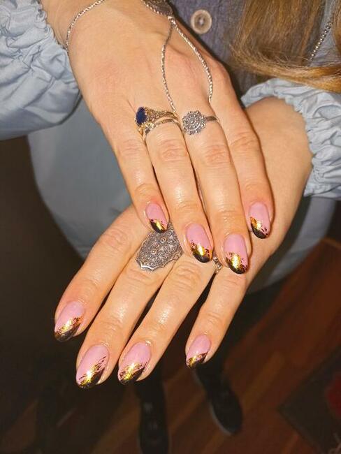 Manicure pedicure hybrydowy