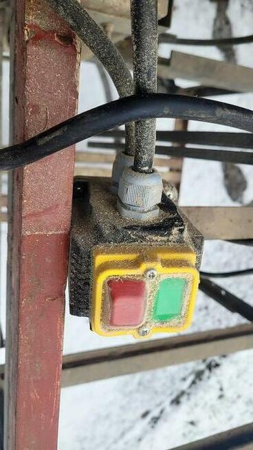 Stół do piły z wałkiem