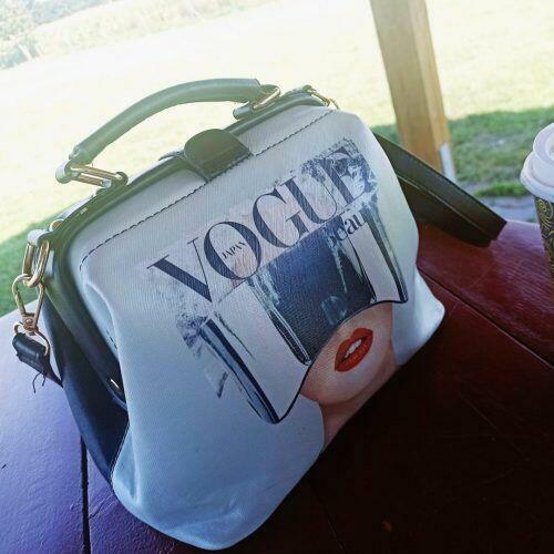 Torebka damska listonoszka kuferek VOGUE - Prezent NA ŚWIĘTA