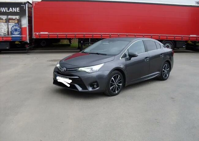 Przewóz osób Transfery lotniskowe Prywatny kierowca taxi