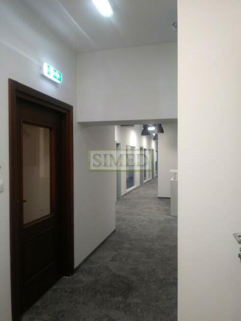 Nowoczesne biuro, prestiżowy obiekt