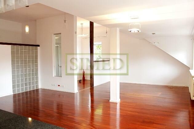 Zadbany, kameralny obiekt biurowy na Sadybie .