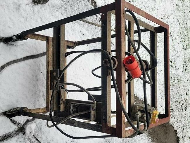 Stół do piły z wałkiem