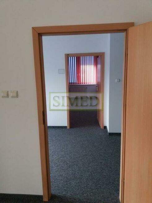 Biuro 5 pok. ,ochrona,monitoring,parking