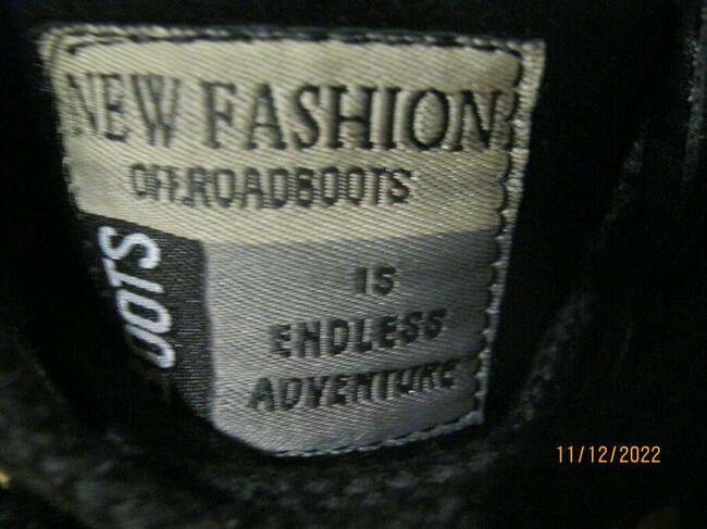 Zimowe buty nieuzywane, rozmiar 39