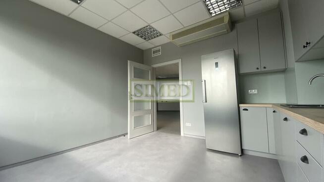 Biuro 5 minut od stacji metra