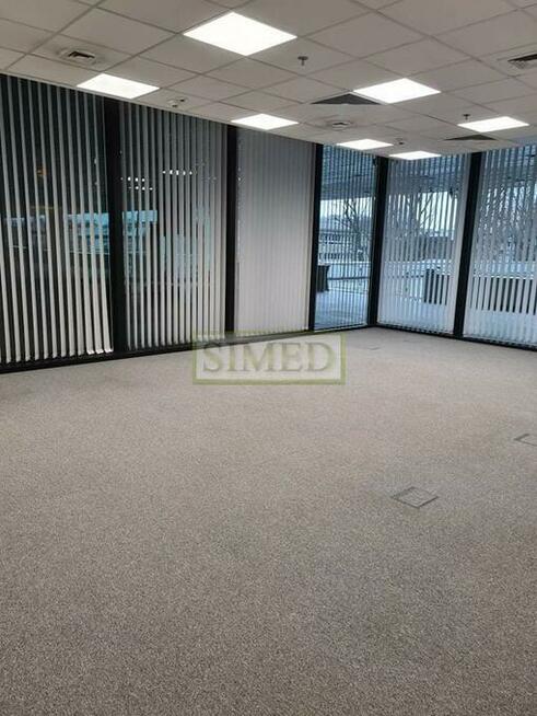 Centrum, otwarta przestrzeń , prestiżowy obiekt