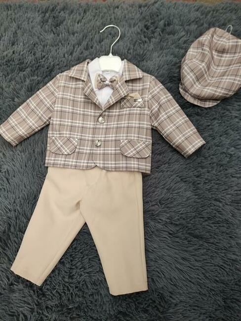 Ubranko do chrztu dla chłopca beżowe wolomin