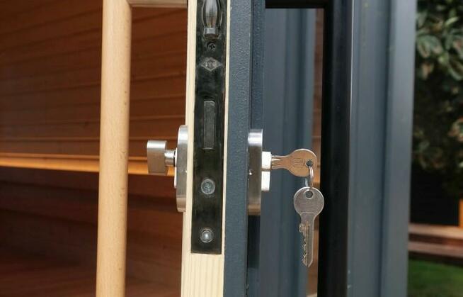 SAUNA fińska ogrodowa kwadro zewnętrzna LUNA 2,3 X 2,6 M