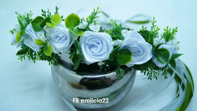 Wianek biel w zieleni Ślub Komunia