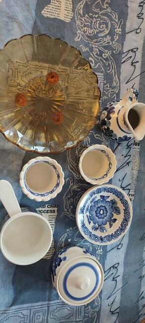 Piękna porcelana Fajans komplet nowa i Lalka PRL całość