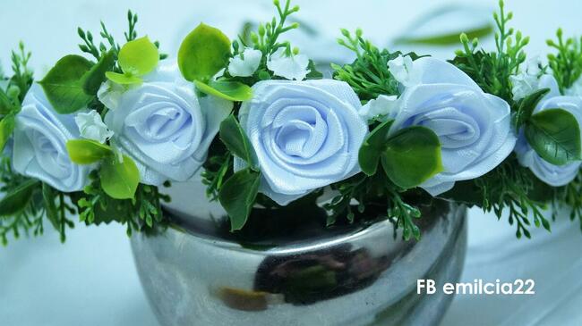 Wianek biel w zieleni Ślub Komunia