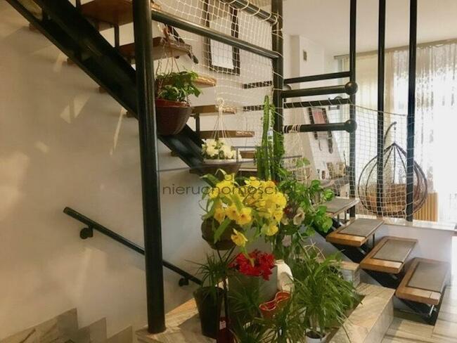 DOM Z POTENCJAŁEM na PENSJONAT, BIURO - Mokotów