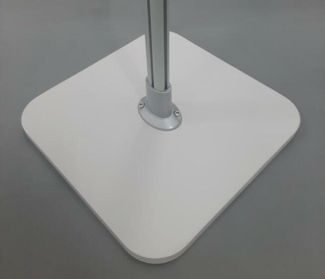 Stojaki A4 podłogowe eleganckie