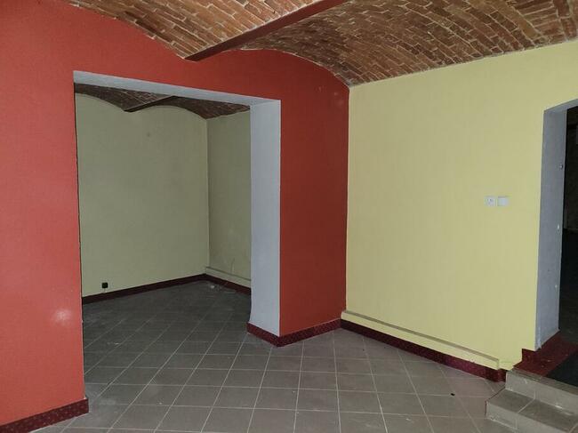 TUŻ PRZY DWORCU do wynajmu 127m2 parter Żywiec Dworcowa 51