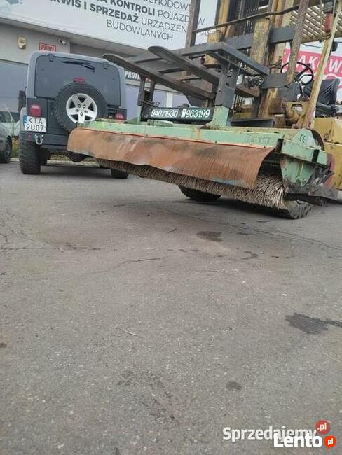 Zamiatarka czołowa 2,3m