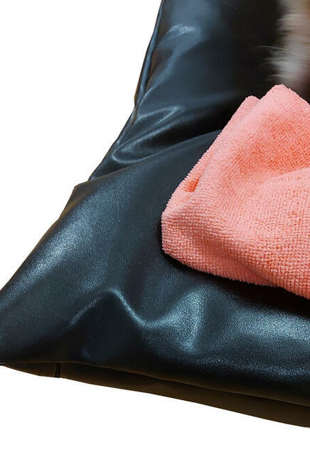 Legowisko posłanie dla psa i kota z pasami do mocowania