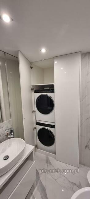 Stolarz kuchnie i meble na wymiar!