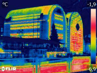 Osuszanie budynków po awariach instalacji. 4 SPEC Bydgoszcz