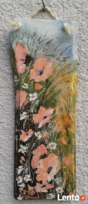 Chabry na desce sosnowej