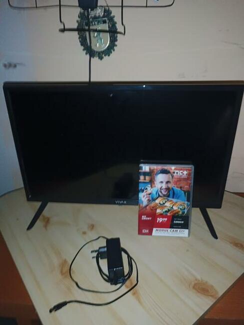Telewizor VIVAX z modułem i kartą Canal Plus