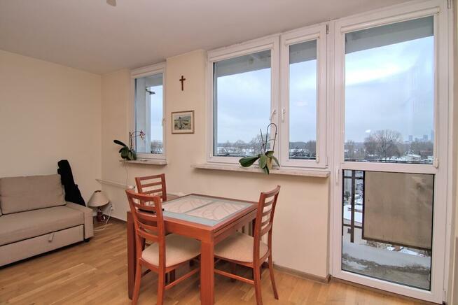 Bezpośrednio wynajmę kawalerkę na Saskiej Kępie