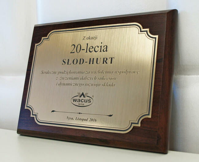 Grawerowanie, grawer, usługi grawerskie, znakowanie laserem