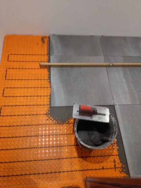 malowanie ,szpachlowanie,, remonty..