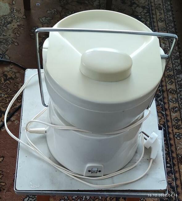 WYPRZEDAMY Elektroniczne sprzęty i różne inne niedrogo...