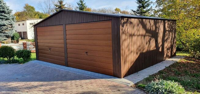 Garaż z drzwiami oraz bramą drewnopodobny Solidny Profil