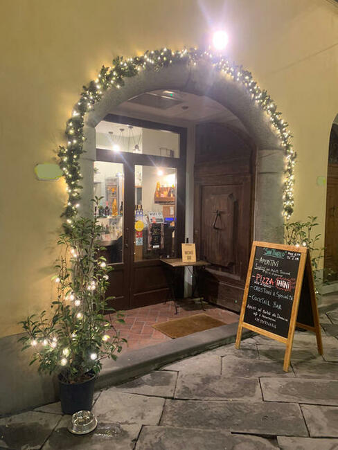 Na sprzedaż biznes restauracyjny we Włoszech Toskania Pistoi