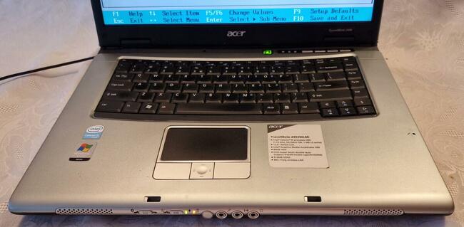 Laptop Acer TravelMate 2490 15,4 Intel Celeron M /1GB/60GB