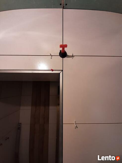 Fachowiec od remontów pod klucz.