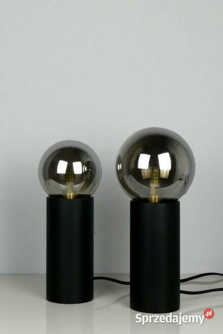 Lampa biurkowa SVARTBODA M design czarny kula