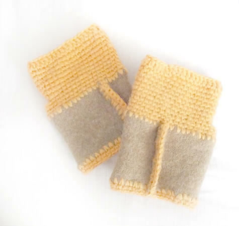 pastelowe mitenki z wełny