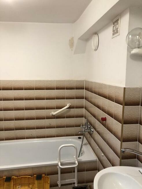 Szpachlowanie ,Malowanie natryskowe, Tapetowanie