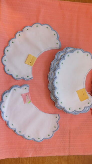 Kołnierzyki haftowane dziewczęce