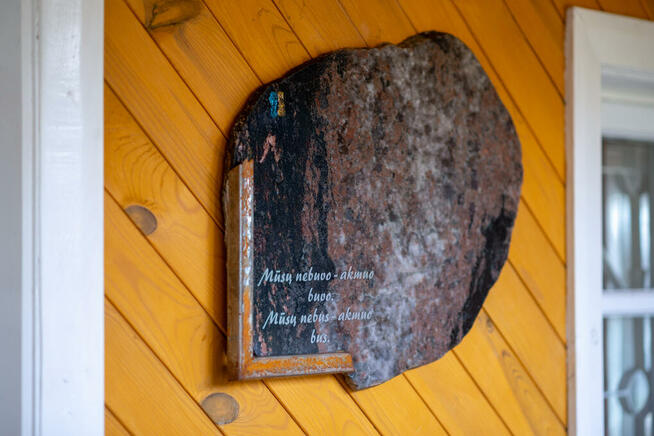 Rzeźby, obrazy z kamienia