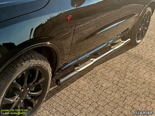 Czarne Orurowanie do Samochodow