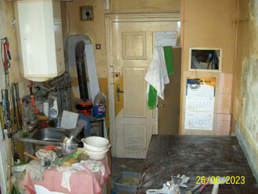 Mieszkanie do remontu 33m kw BOGUSZOW -GORCE -CENTRUM