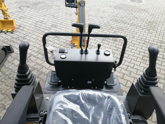 Minikoparka Nex N12 joystick 1200kg, Yanmar 3TNV70