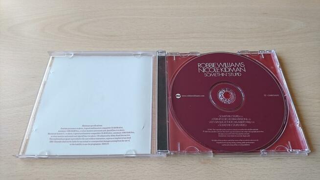 Robbie Williams, Nicole Kidman. Somethin Stupid